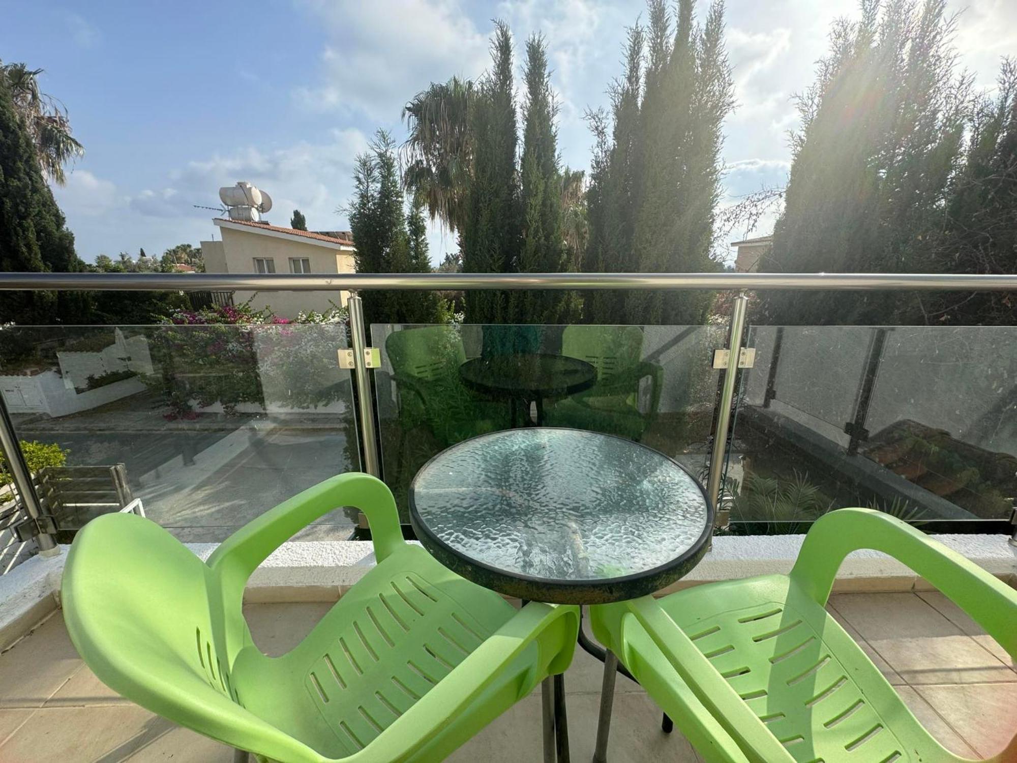 Villa Coralia Gardens 1Km From Coral Bay Beach Buitenkant foto